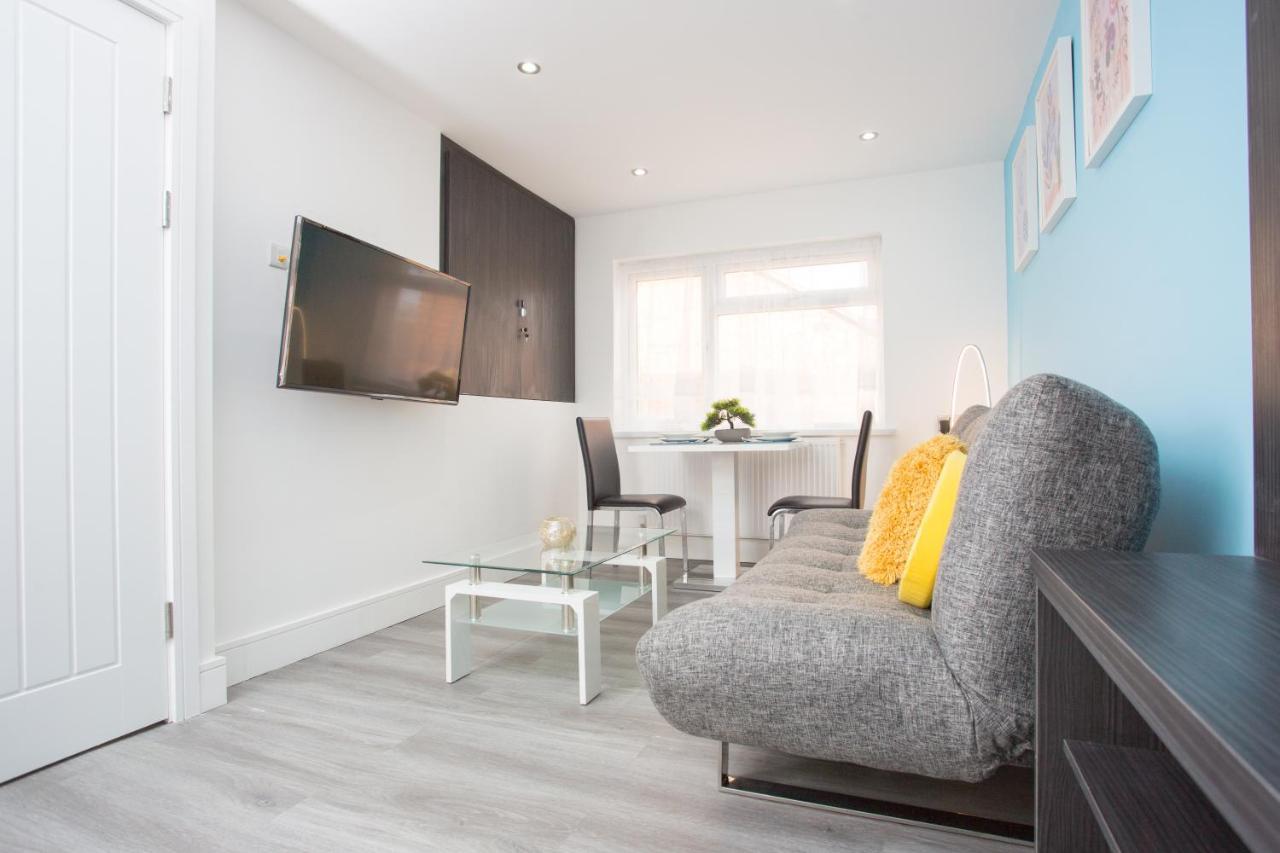 Legoland Heathrow Windsor Apartment Hotel Slough Eksteriør bilde