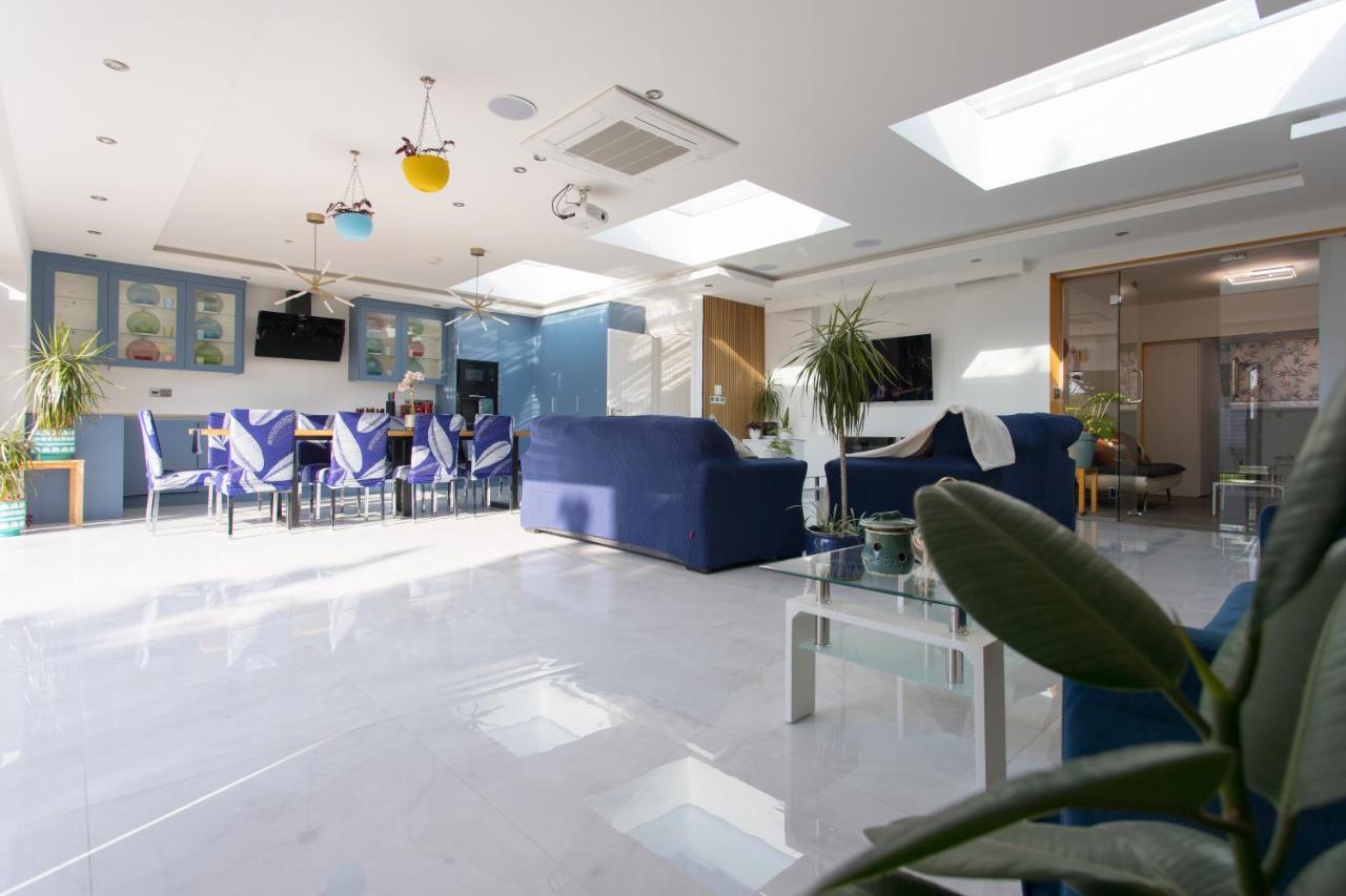 Legoland Heathrow Windsor Apartment Hotel Slough Eksteriør bilde