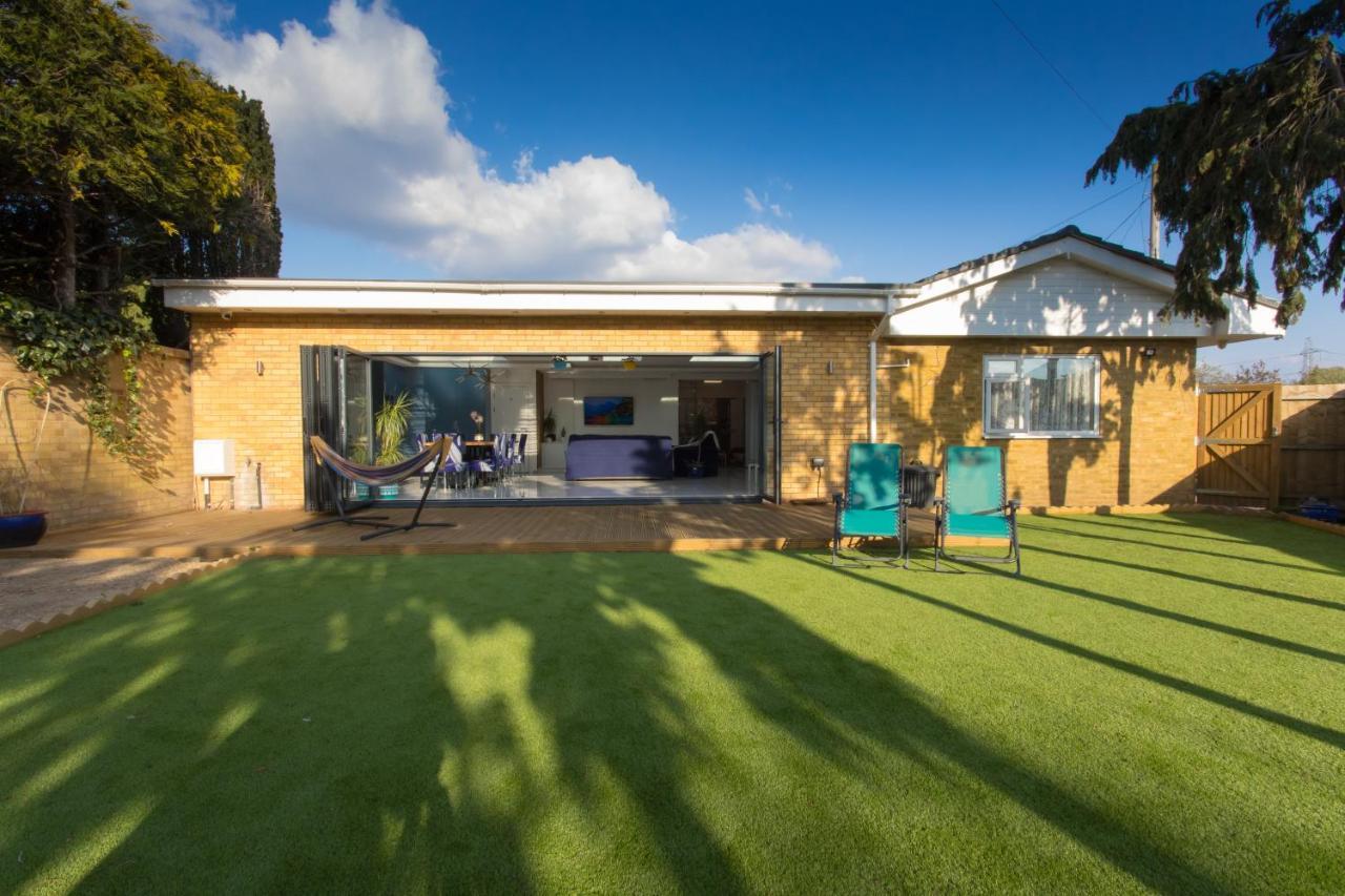 Legoland Heathrow Windsor Apartment Hotel Slough Eksteriør bilde