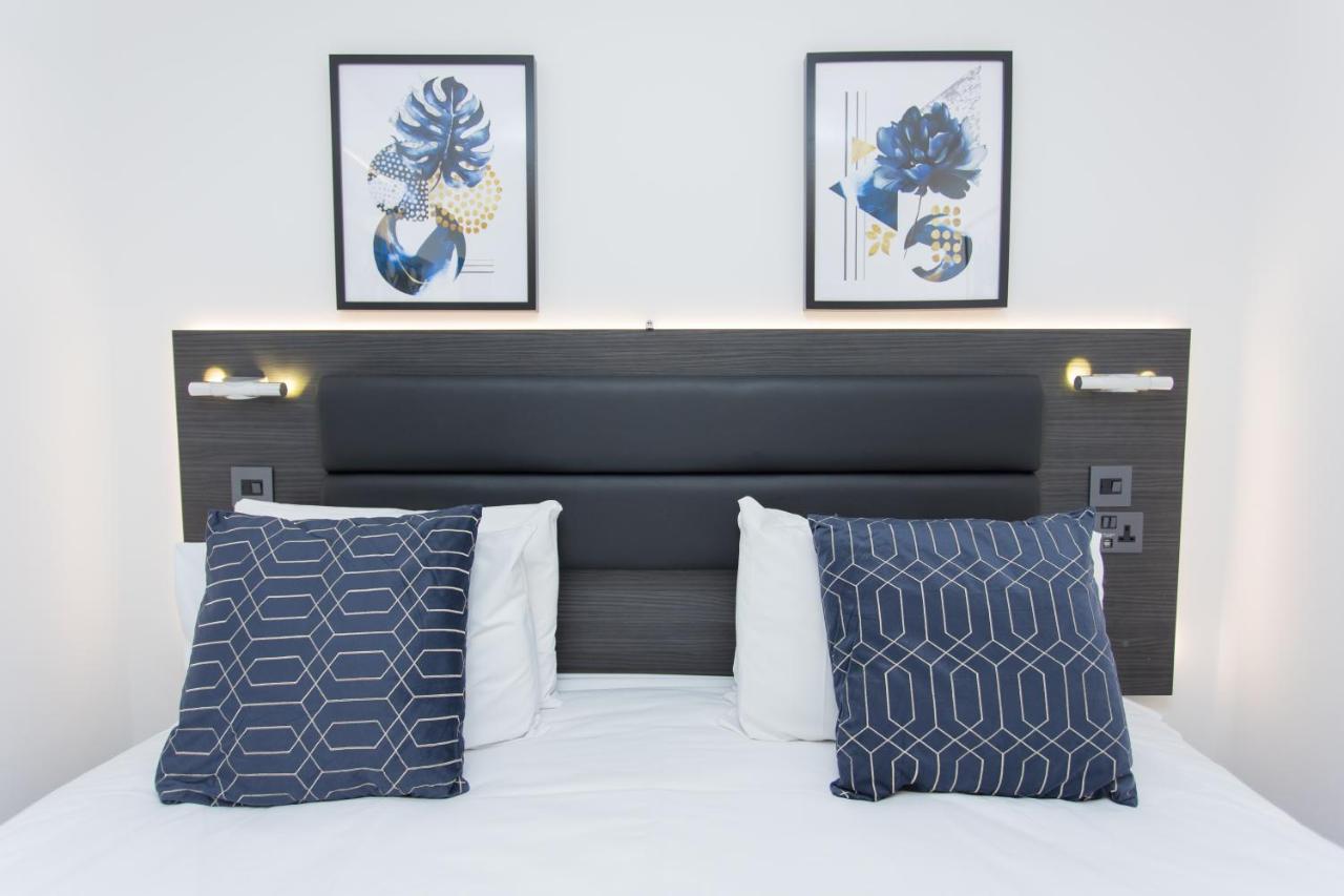 Legoland Heathrow Windsor Apartment Hotel Slough Eksteriør bilde